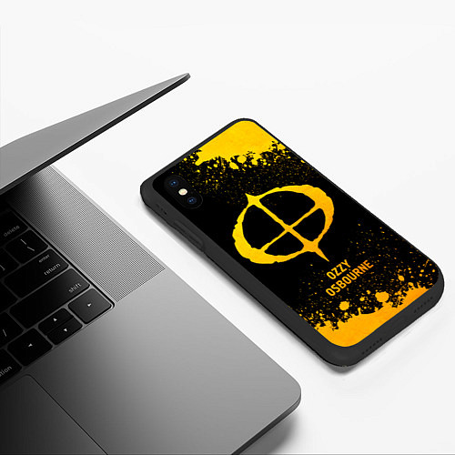 Чехол iPhone XS Max матовый Ozzy Osbourne - gold gradient / 3D-Черный – фото 3