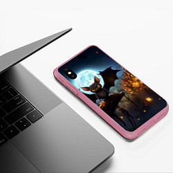 Чехол iPhone XS Max матовый Летучая мышка на фоне луны и замка, цвет: 3D-малиновый — фото 2