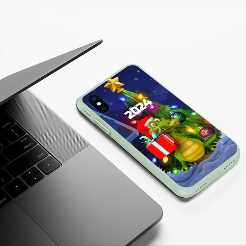 Чехол iPhone XS Max матовый Дракон с подарком у елки / 3D-Салатовый – фото 3