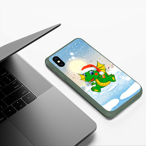 Чехол iPhone XS Max матовый Зимний дракончик / 3D-Темно-зеленый – фото 3