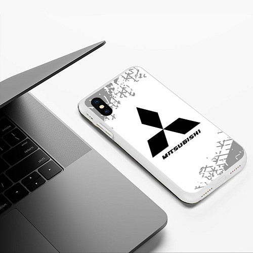Чехол iPhone XS Max матовый Mitsubishi speed на светлом фоне со следами шин / 3D-Белый – фото 3
