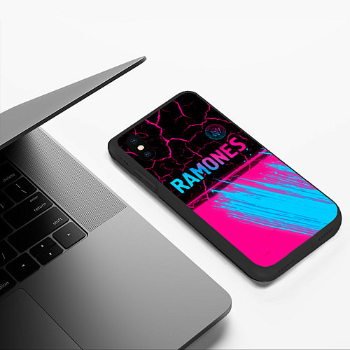 Чехол iPhone XS Max матовый Ramones - neon gradient посередине / 3D-Черный – фото 3