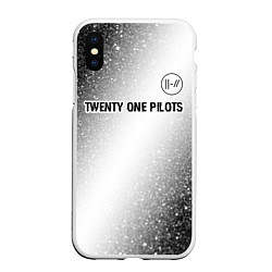 Чехол iPhone XS Max матовый Twenty One Pilots glitch на светлом фоне посередин, цвет: 3D-белый