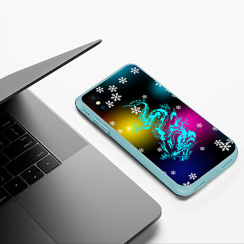 Чехол iPhone XS Max матовый Праздничный дракон и снежинки / 3D-Мятный – фото 3