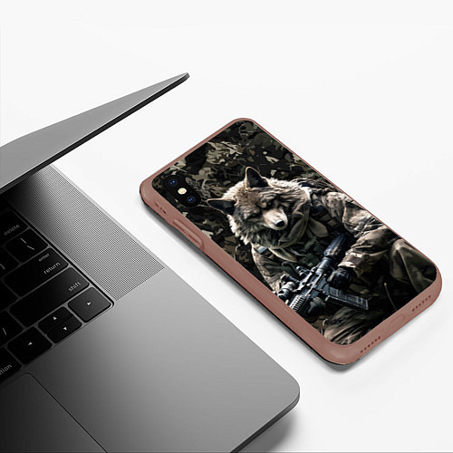Чехол iPhone XS Max матовый Волк солдат в камуфляже / 3D-Коричневый – фото 3
