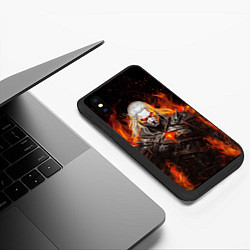 Чехол iPhone XS Max матовый Ведьмак и пламя, цвет: 3D-черный — фото 2