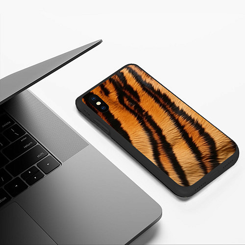 Чехол iPhone XS Max матовый Тигровая шкура / 3D-Черный – фото 3