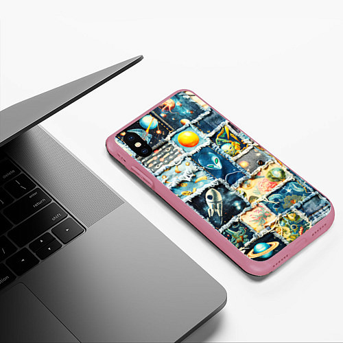 Чехол iPhone XS Max матовый Космические обитатели - пэчворк / 3D-Малиновый – фото 3