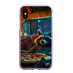 Чехол iPhone XS Max матовый Енот с пиццей на диване, цвет: 3D-светло-сиреневый