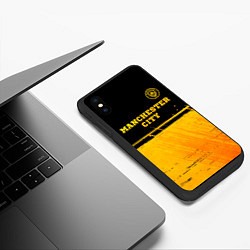 Чехол iPhone XS Max матовый Manchester City - gold gradient посередине, цвет: 3D-черный — фото 2