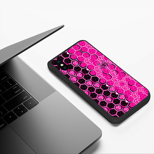 Чехол iPhone XS Max матовый Техно-киберпанк шестиугольники розовый и чёрный с / 3D-Черный – фото 3