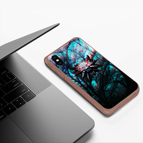 Чехол iPhone XS Max матовый The Witcher logo night / 3D-Коричневый – фото 3