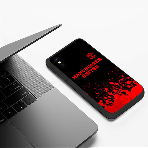 Чехол iPhone XS Max матовый Manchester United - red gradient посередине / 3D-Черный – фото 3