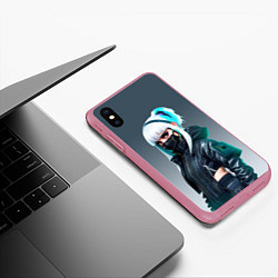 Чехол iPhone XS Max матовый Красивая блондинка в маске - киберпанк, цвет: 3D-малиновый — фото 2