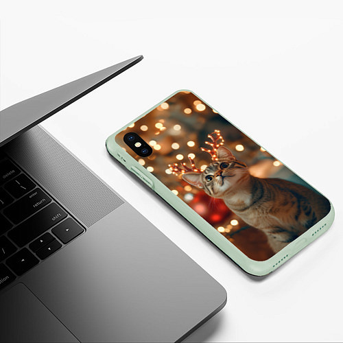 Чехол iPhone XS Max матовый Котик с новогодними рожками / 3D-Салатовый – фото 3