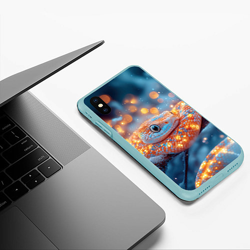 Чехол iPhone XS Max матовый Рыжая блестящая змея / 3D-Мятный – фото 3