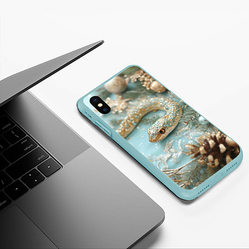 Чехол iPhone XS Max матовый Новогодняя змея и шары / 3D-Мятный – фото 3