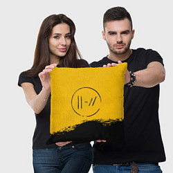 Подушка квадратная 21 Pilots: Yellow Logo, цвет: 3D-принт — фото 2