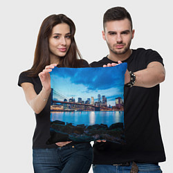 Подушка квадратная Закат в мегаполисе, цвет: 3D-принт — фото 2