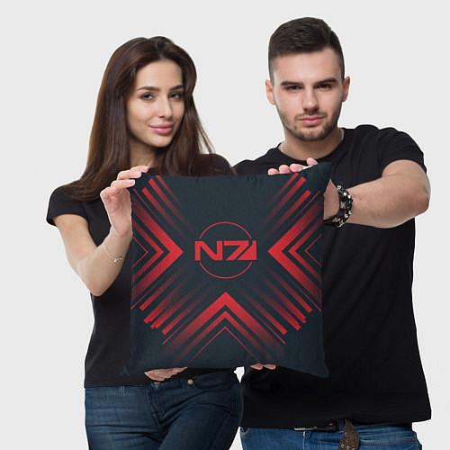 Подушка квадратная Красный Символ Mass Effect на темном фоне со стрел / 3D-принт – фото 3