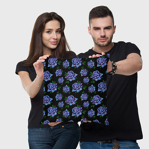 Подушка квадратная Сапфировые розы на черном / 3D-принт – фото 3