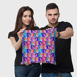 Подушка квадратная Клетчатый узор с девушками, цвет: 3D-принт — фото 2