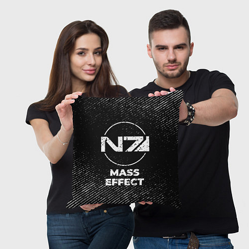 Подушка квадратная Mass Effect с потертостями на темном фоне / 3D-принт – фото 3