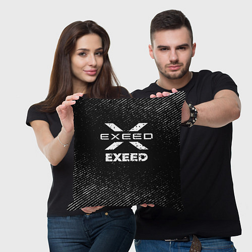 Подушка квадратная Exeed с потертостями на темном фоне / 3D-принт – фото 3