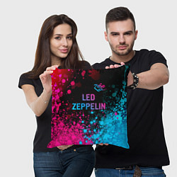 Подушка квадратная Led Zeppelin - neon gradient: символ сверху, цвет: 3D-принт — фото 2