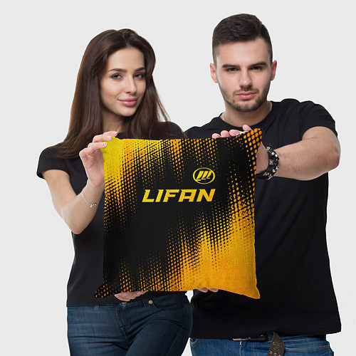 Подушка квадратная Lifan - gold gradient: символ сверху / 3D-принт – фото 3