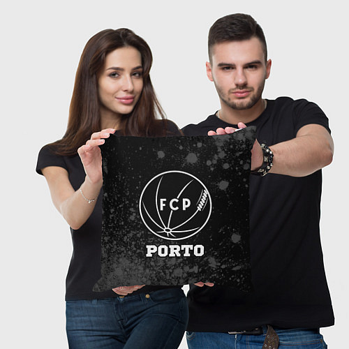 Подушка квадратная Porto sport на темном фоне / 3D-принт – фото 3