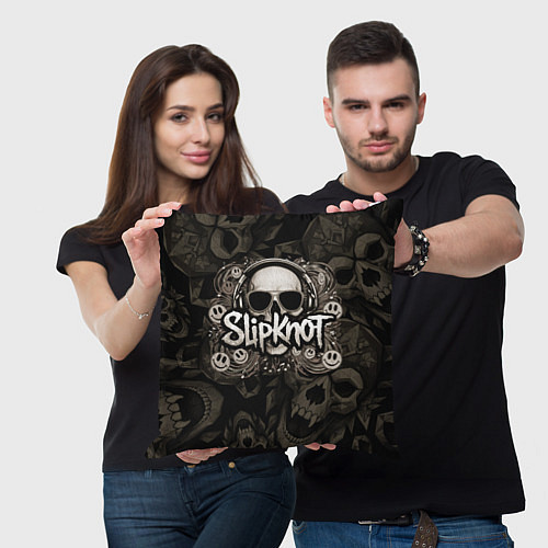 Подушка квадратная Slipknot на фоне черепа в очках и наушниках / 3D-принт – фото 3