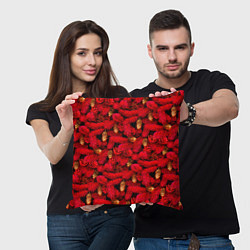 Подушка квадратная Красная елка с золотыми шишками, цвет: 3D-принт — фото 2