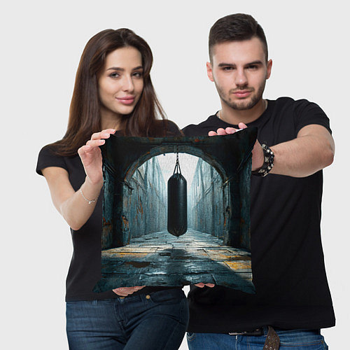 Подушка квадратная Боксерская груша на черном / 3D-принт – фото 3