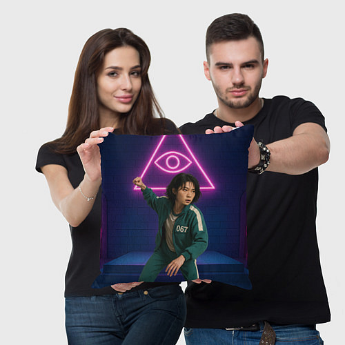 Подушка квадратная Игрок 067 замахивается - Игра в кальмара / 3D-принт – фото 3