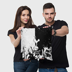 Подушка квадратная Тоттенхэм черно белый огонь, цвет: 3D-принт — фото 2