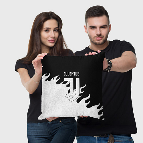 Подушка квадратная Ювентус огонь текстура / 3D-принт – фото 3