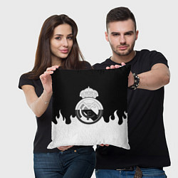 Подушка квадратная Реал Мадрид огонь белый, цвет: 3D-принт — фото 2