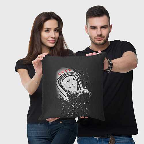 Подушка квадратная Гагарин в космосе / 3D-принт – фото 3