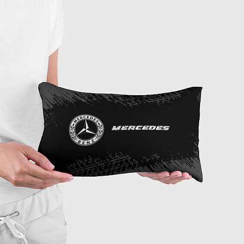 Подушка-антистресс Mercedes speed на темном фоне со следами шин: надп / 3D-принт – фото 3
