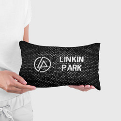 Подушка-антистресс Linkin Park glitch на темном фоне: надпись и симво, цвет: 3D-принт — фото 2
