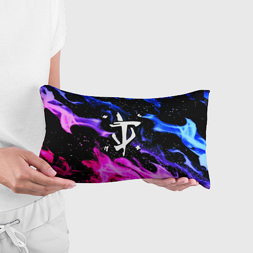 Подушка-антистресс Doom flame neon / 3D-принт – фото 3