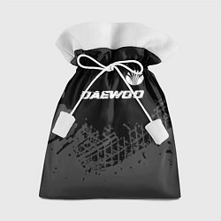 Мешок для подарков Daewoo speed на темном фоне со следами шин: символ, цвет: 3D-принт