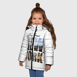 Куртка зимняя для девочки Панорамы Нью Йорка, цвет: 3D-черный — фото 2