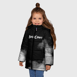 Куртка зимняя для девочки Чёрный клевер, цвет: 3D-черный — фото 2