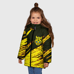 Куртка зимняя для девочки Bumblebee, цвет: 3D-черный — фото 2