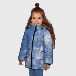 Куртка зимняя для девочки Летающие треугольники, цвет: 3D-светло-серый — фото 2
