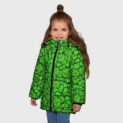 Куртка зимняя для девочки Зелёный клевер, цвет: 3D-черный — фото 2