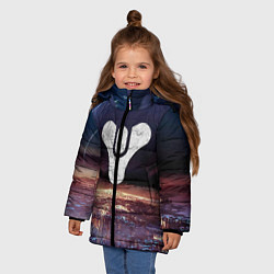 Куртка зимняя для девочки ДЕСТИНИ ЗЕМЛЯ ХАБ, СТРАННИК НАД ГОРОДОМ, цвет: 3D-красный — фото 2