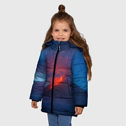 Куртка зимняя для девочки Извержение вулкана ночью, цвет: 3D-черный — фото 2